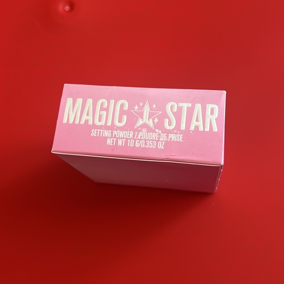 Jeffree ⭐️ Lavender powder - Picture 2 of 3